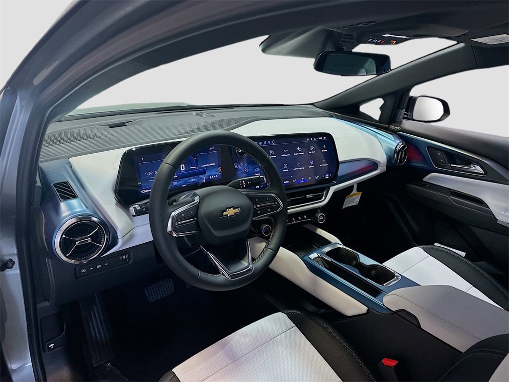 New 2026 Chevrolet Equinox EV LT image 10