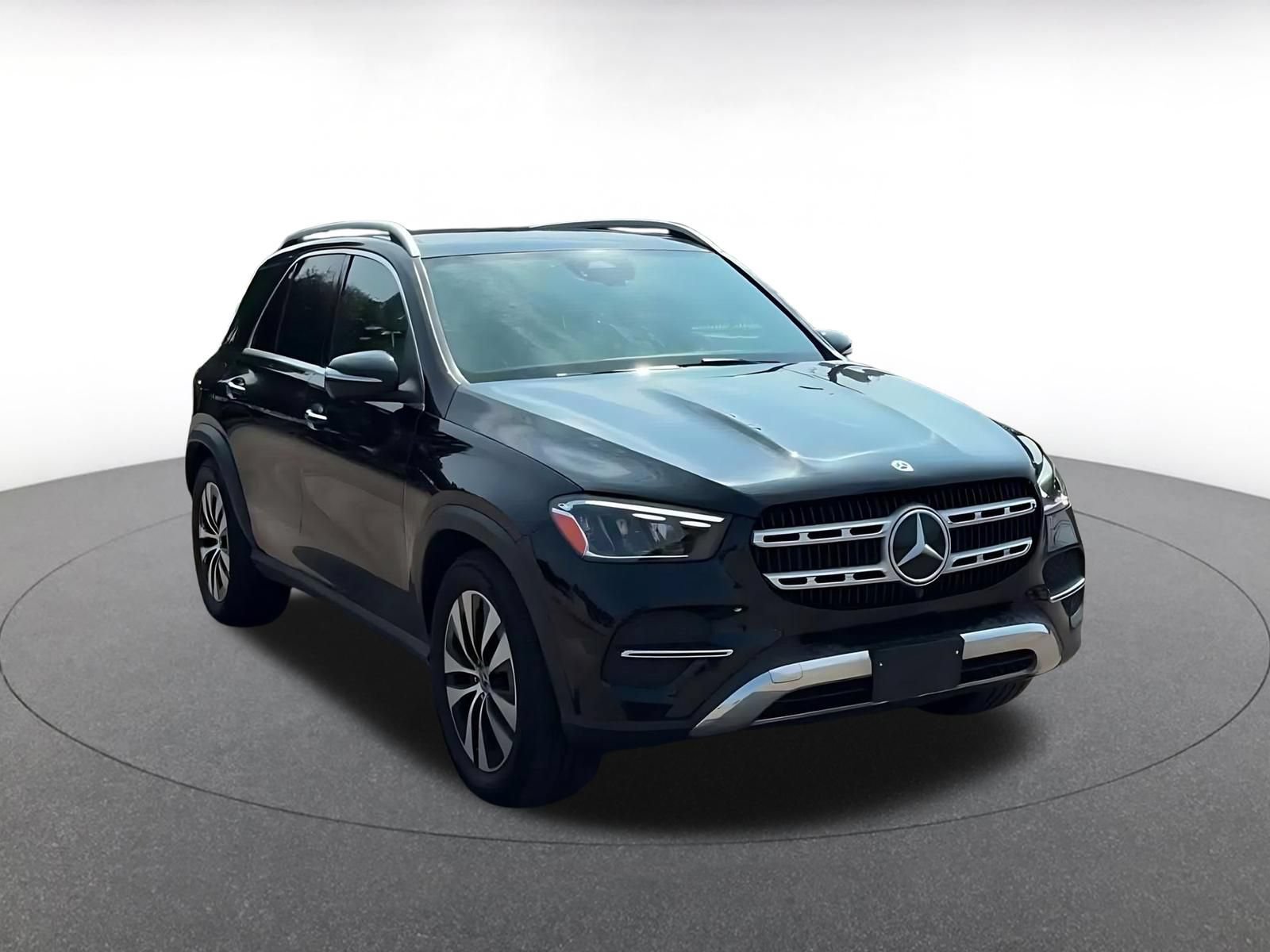Used 2026 Mercedes-Benz GLE 350 4MATIC image 3
