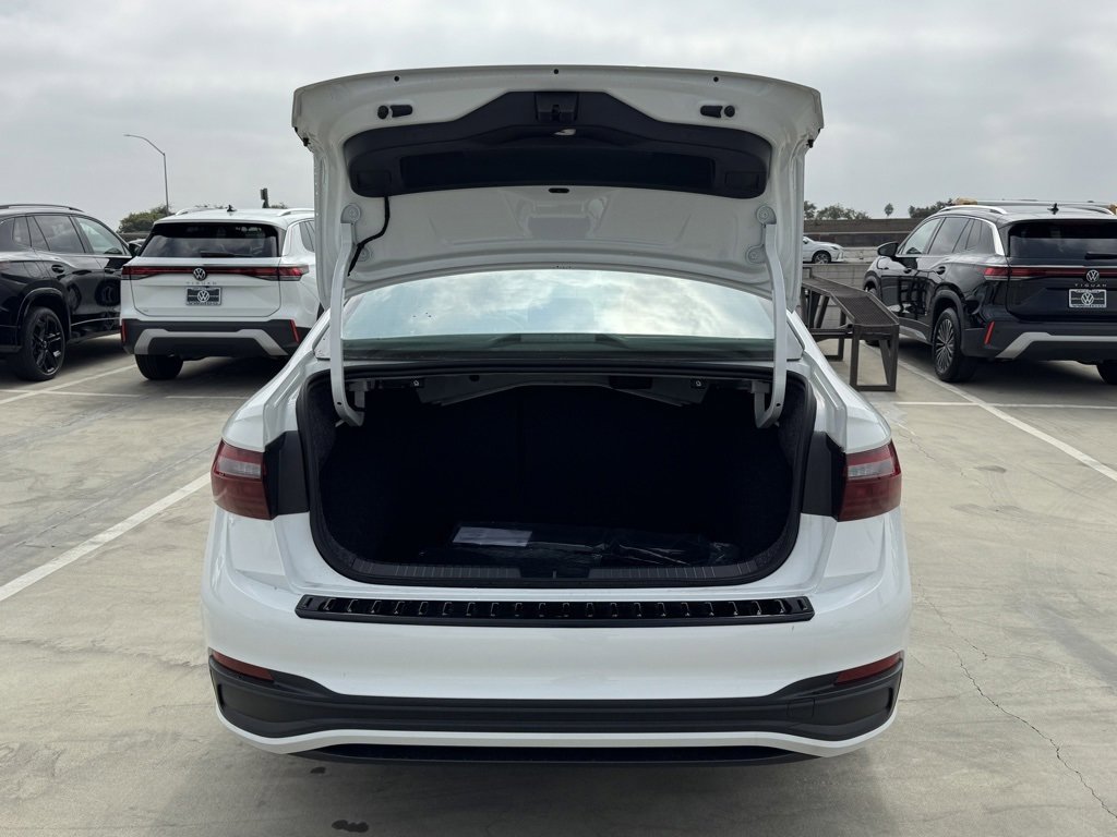 New 2026 Volkswagen Jetta S image 9