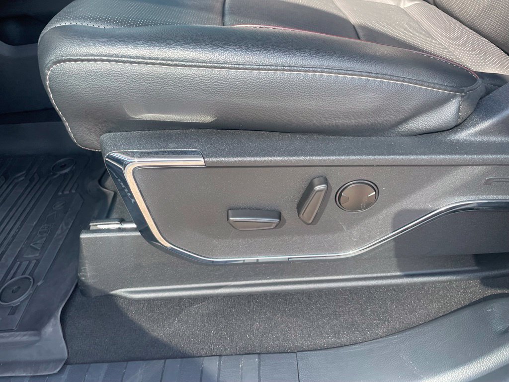 Used 2024 Ford F250 Lariat w/ Lariat Ultimate Package AWD/4WD image 13