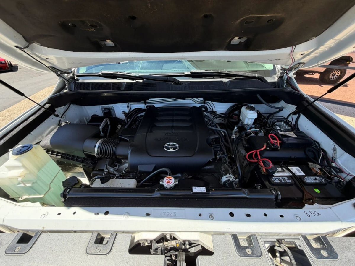 Used 2021 Toyota Tundra SR5 AWD/4WD image 29