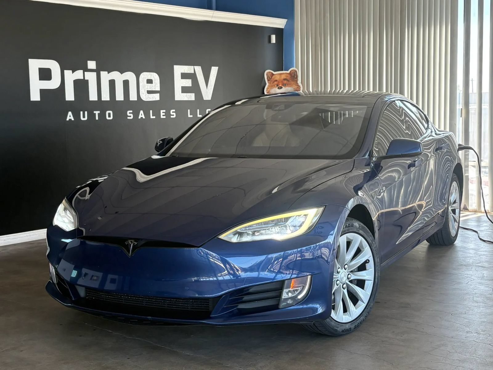 Used 2016 Tesla Model S 75 RWD image 1