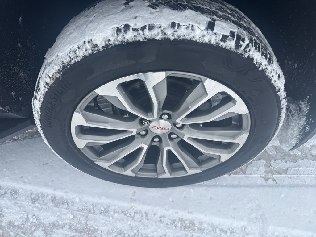 Used 2021 GMC Yukon Denali w/ Advanced Technology Package image 20