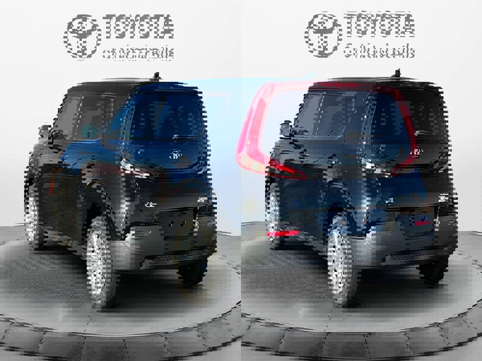 Used 2021 Kia Soul LX image 4