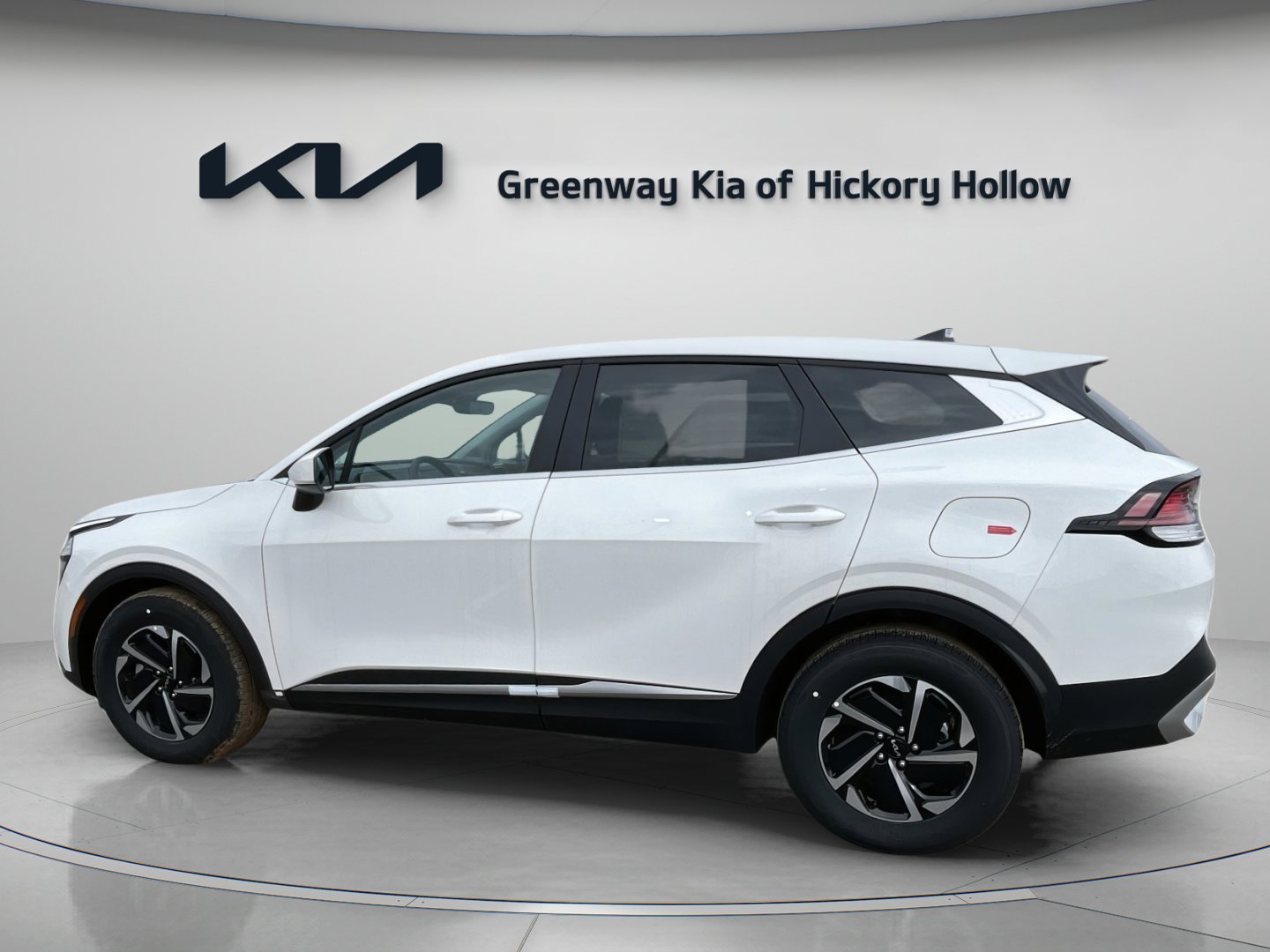 New 2025 Kia Sportage LX image 4