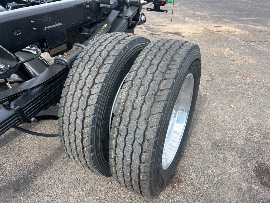 New 2026 RAM 5500 Tradesman AWD/4WD image 5