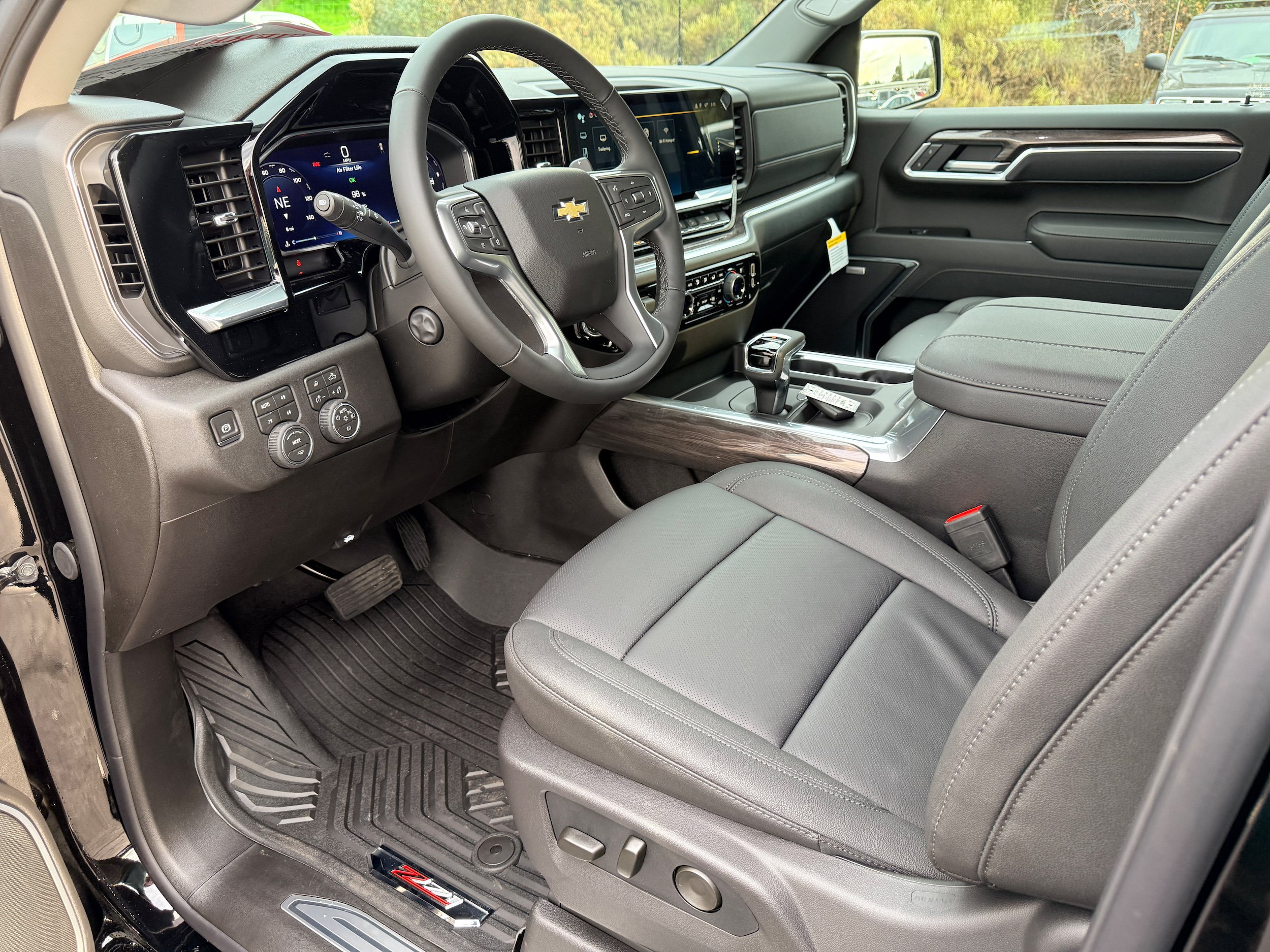 New 2026 Chevrolet Silverado 1500 LTZ AWD/4WD image 12