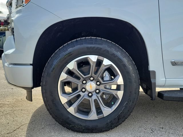 New 2026 Chevrolet Silverado 1500 High Country w/ Technology Package AWD/4WD image 6