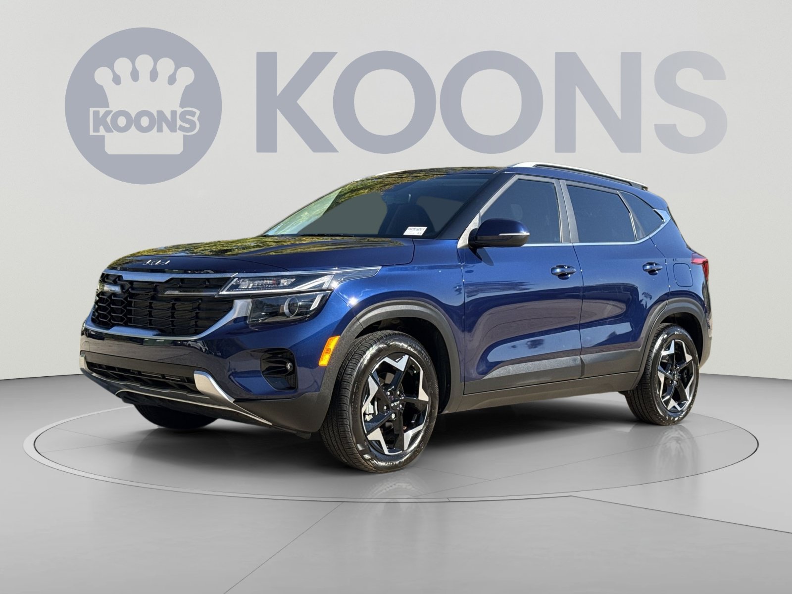 Used 2025 Kia Seltos EX FWD image 1