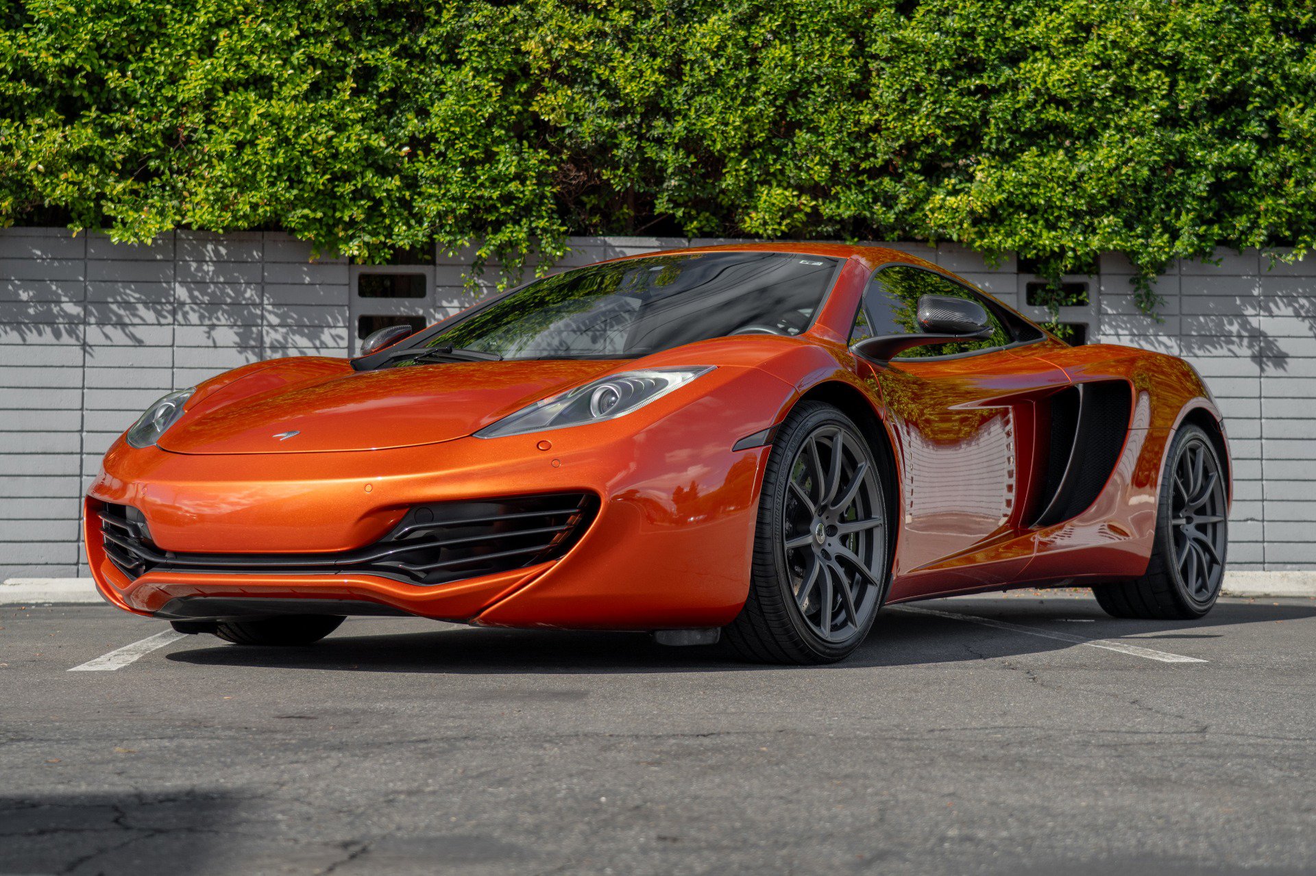 Used 2012 McLaren MP4-12C Coupe image 19