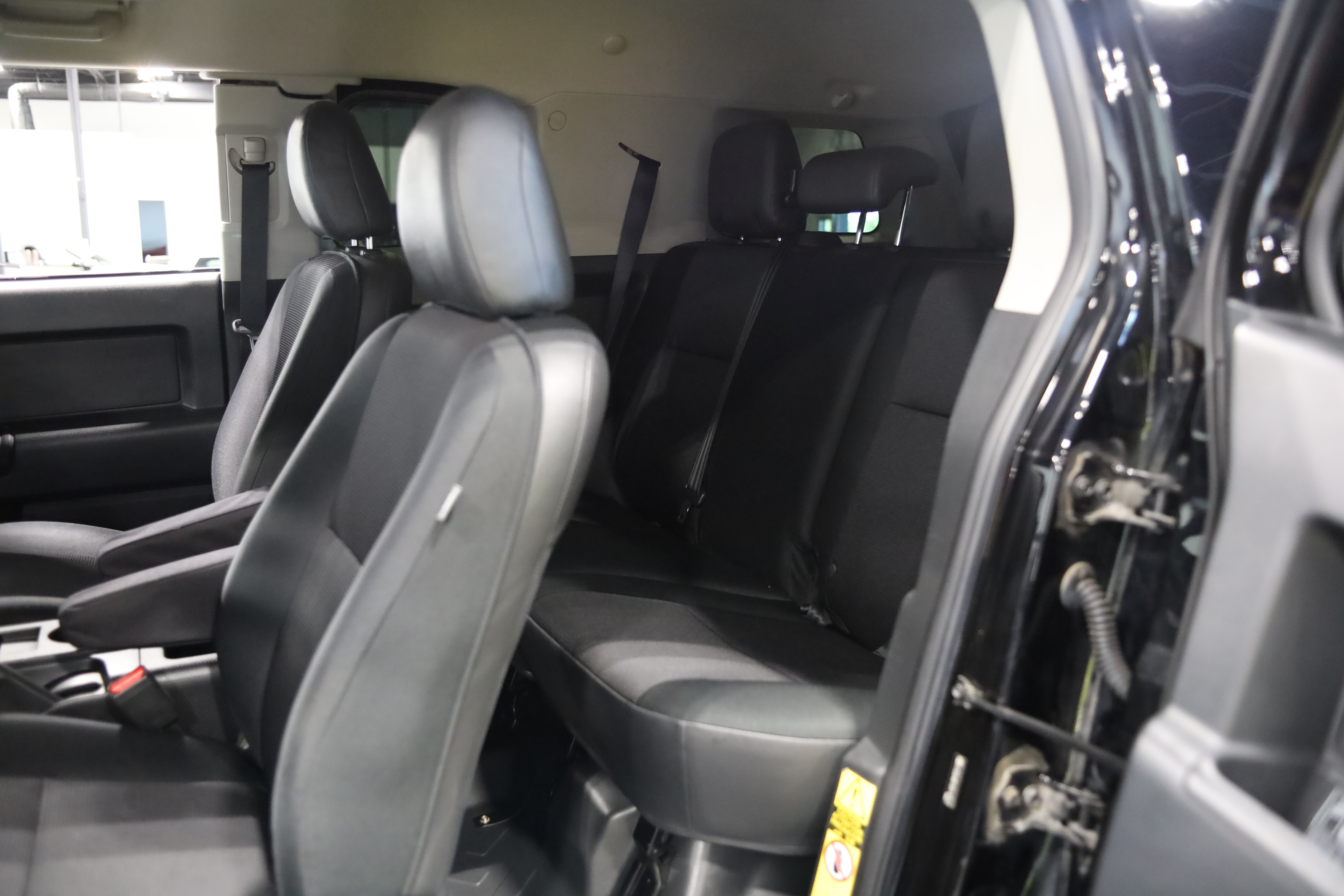 Used 2012 Toyota FJ Cruiser 4WD w/ Convenience Pkg image 35