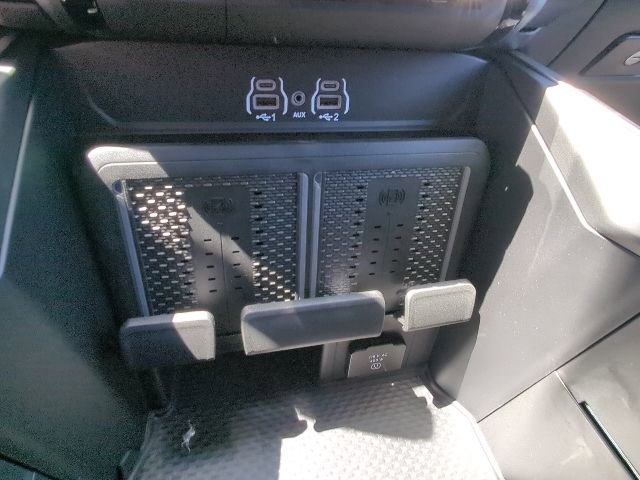 New 2026 RAM 3500 Big Horn AWD/4WD image 18