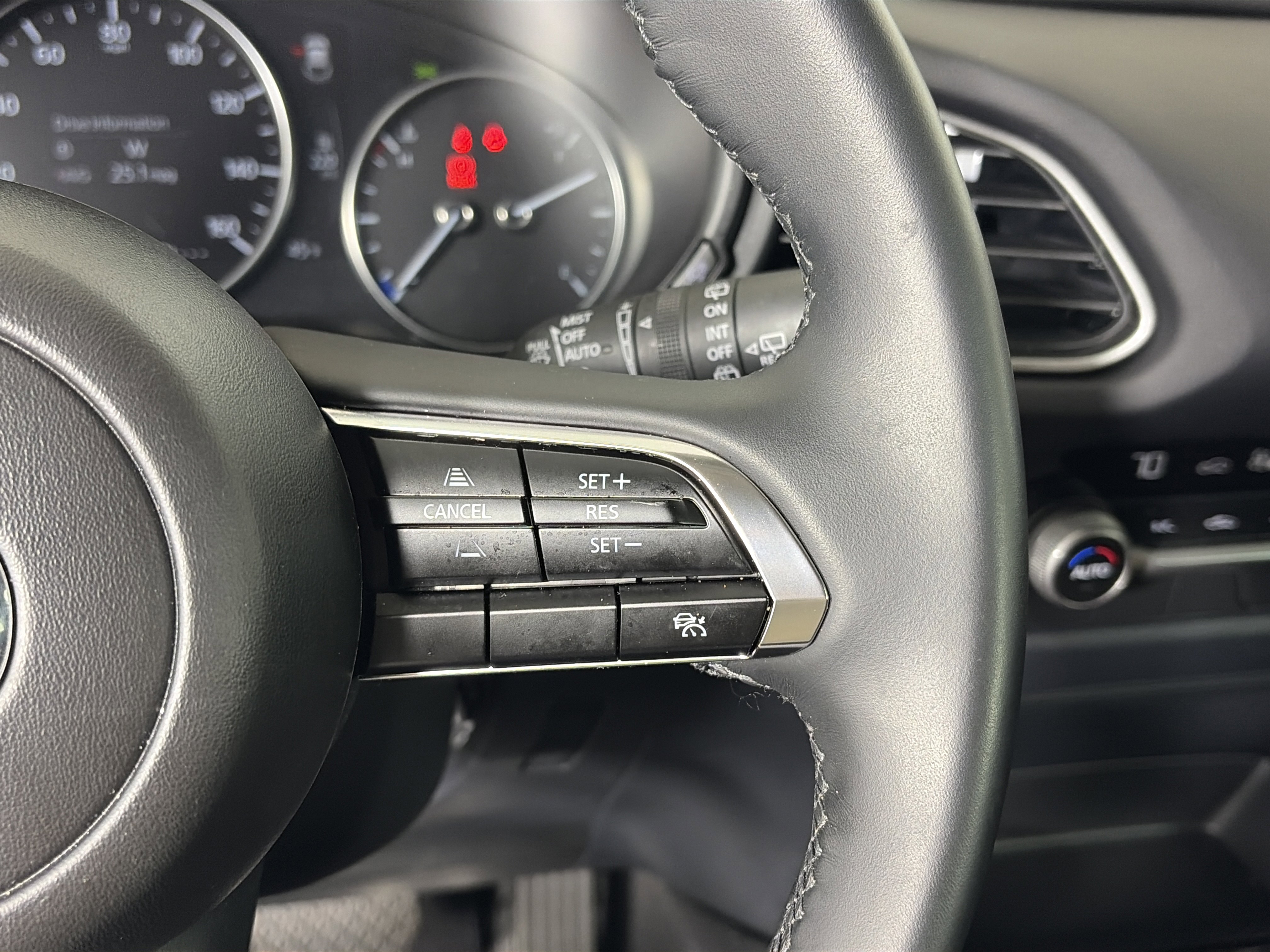 Used 2025 MAZDA CX-30 AWD 2.5 S w/ Select Sport Pkg image 28