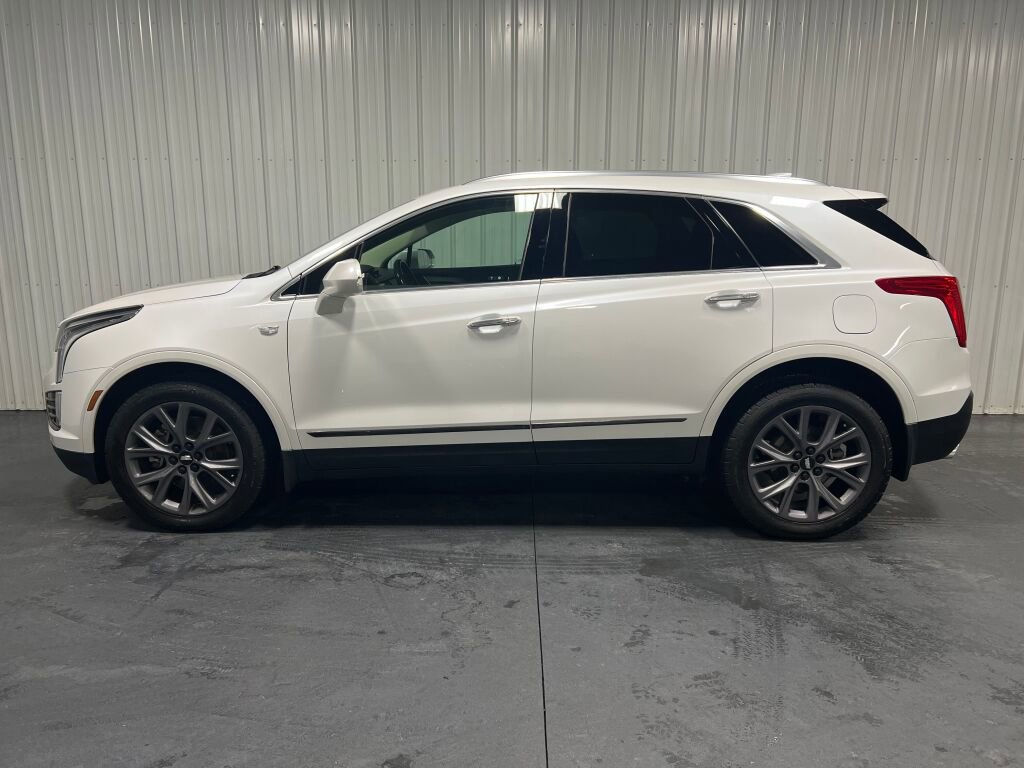 Used 2019 Cadillac XT5 Luxury w/ LPO, Black Ice Package image 24