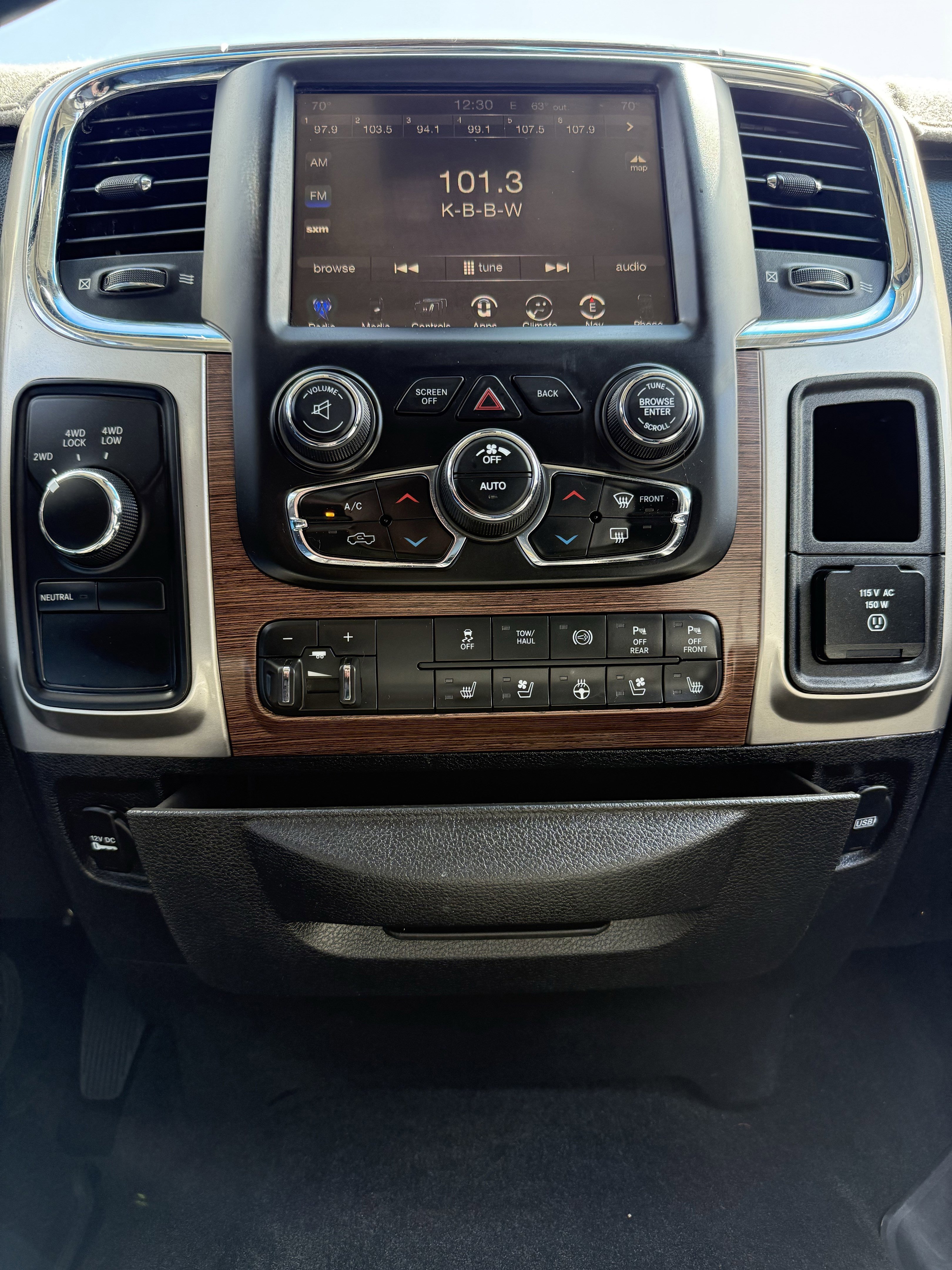 Used 2017 RAM 2500 Laramie image 27