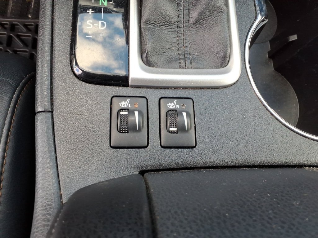Used 2015 Toyota Highlander XLE FWD image 34