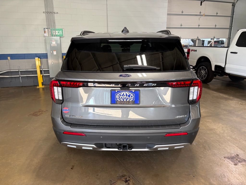 New 2026 Ford Explorer Active w/ Active Comfort Package AWD/4WD image 7