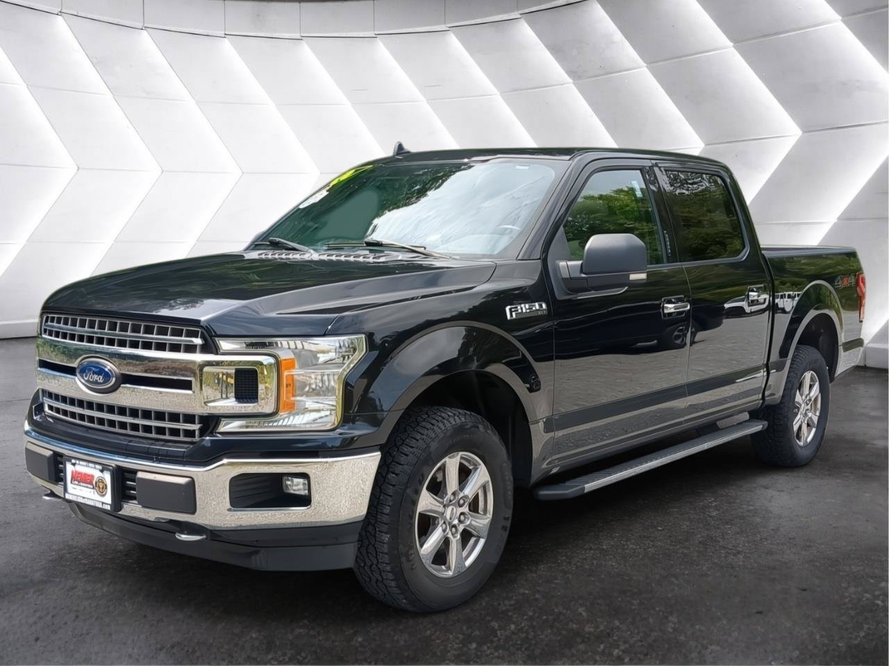 Used 2019 Ford F150 XLT w/ Equipment Group 302A Luxury AWD/4WD image 7