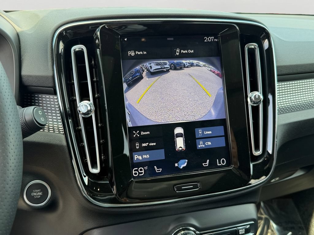Used 2020 Volvo XC40 T5 R-Design w/ Protection Package Premier AWD/4WD image 22