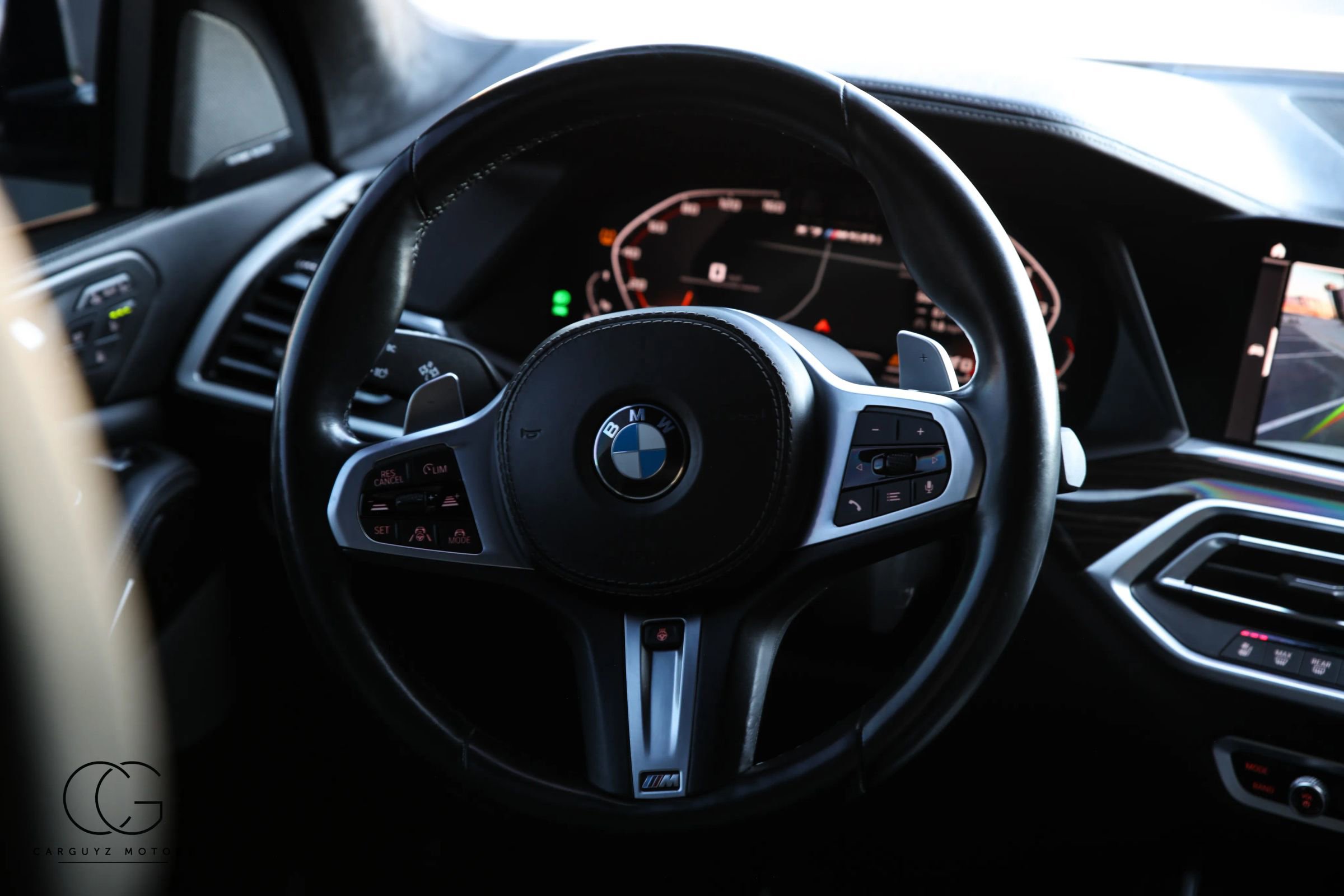 Used 2020 BMW X7 M50i w/ Dynamic Handling Package image 37