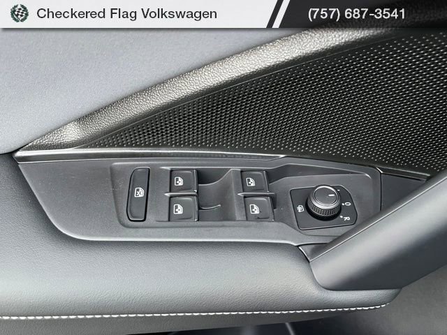 New 2026 Volkswagen Tiguan SE image 15