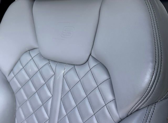 Used 2018 Audi SQ5 Prestige w/ Prestige Package AWD/4WD image 18