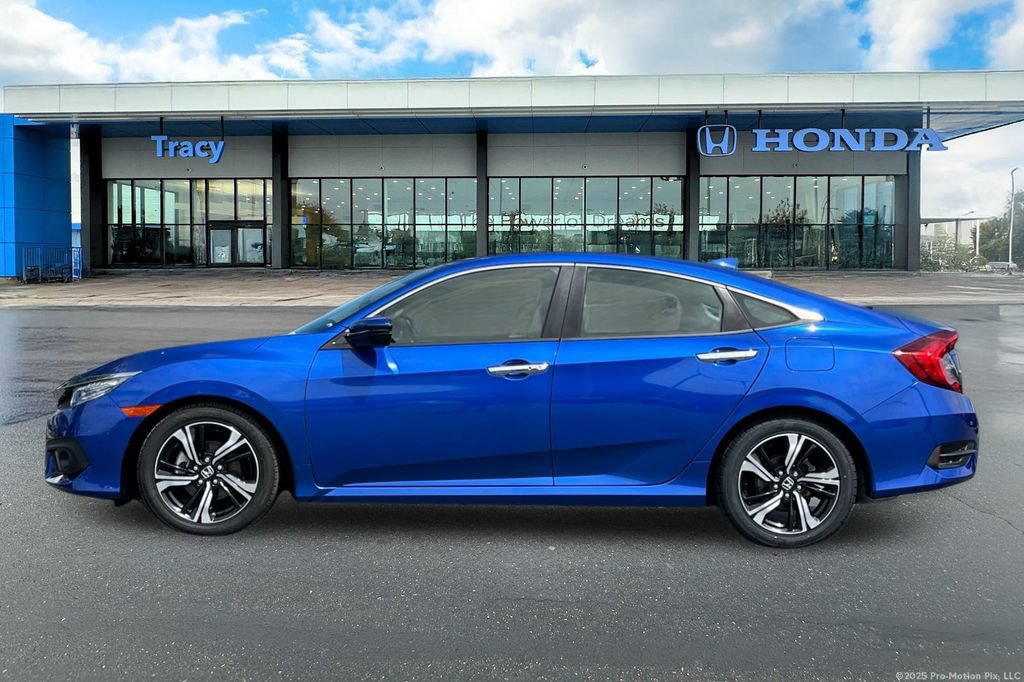 Used 2018 Honda Civic Touring image 12