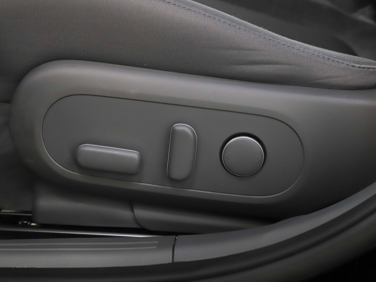 Certified 2024 Hyundai Ioniq 5 SEL image 28