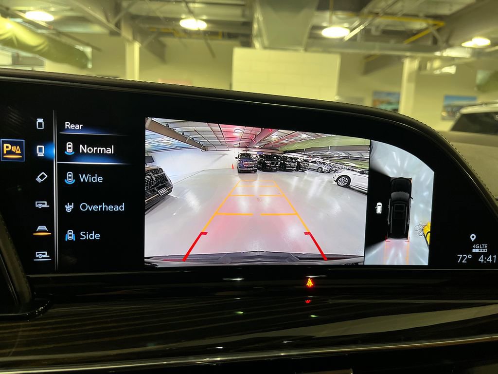 Used 2021 Cadillac Escalade Sport w/ Driver Assist Tech Package AWD/4WD image 17