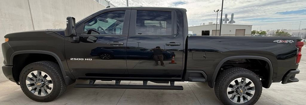 Used 2026 Chevrolet Silverado 2500 Custom w/ Custom Value Package AWD/4WD image 5