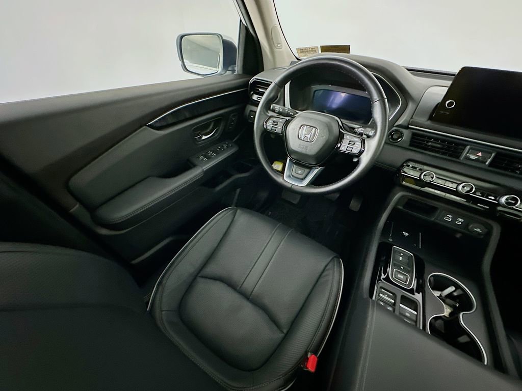Used 2024 Honda Pilot Elite image 9