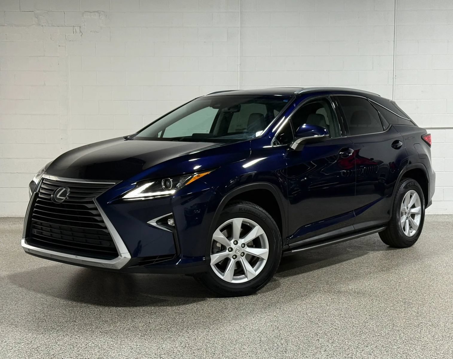 Used 2017 Lexus RX 350 AWD w/ Premium Package image 2
