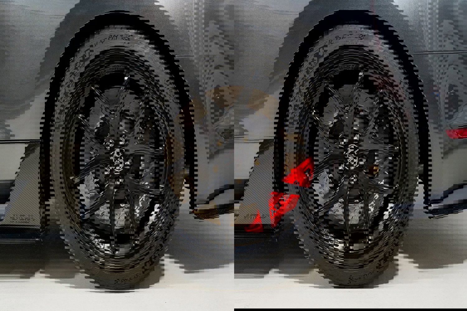 Used 2017 Ford Mustang GT Premium w/ Equipment Group 401A image 13