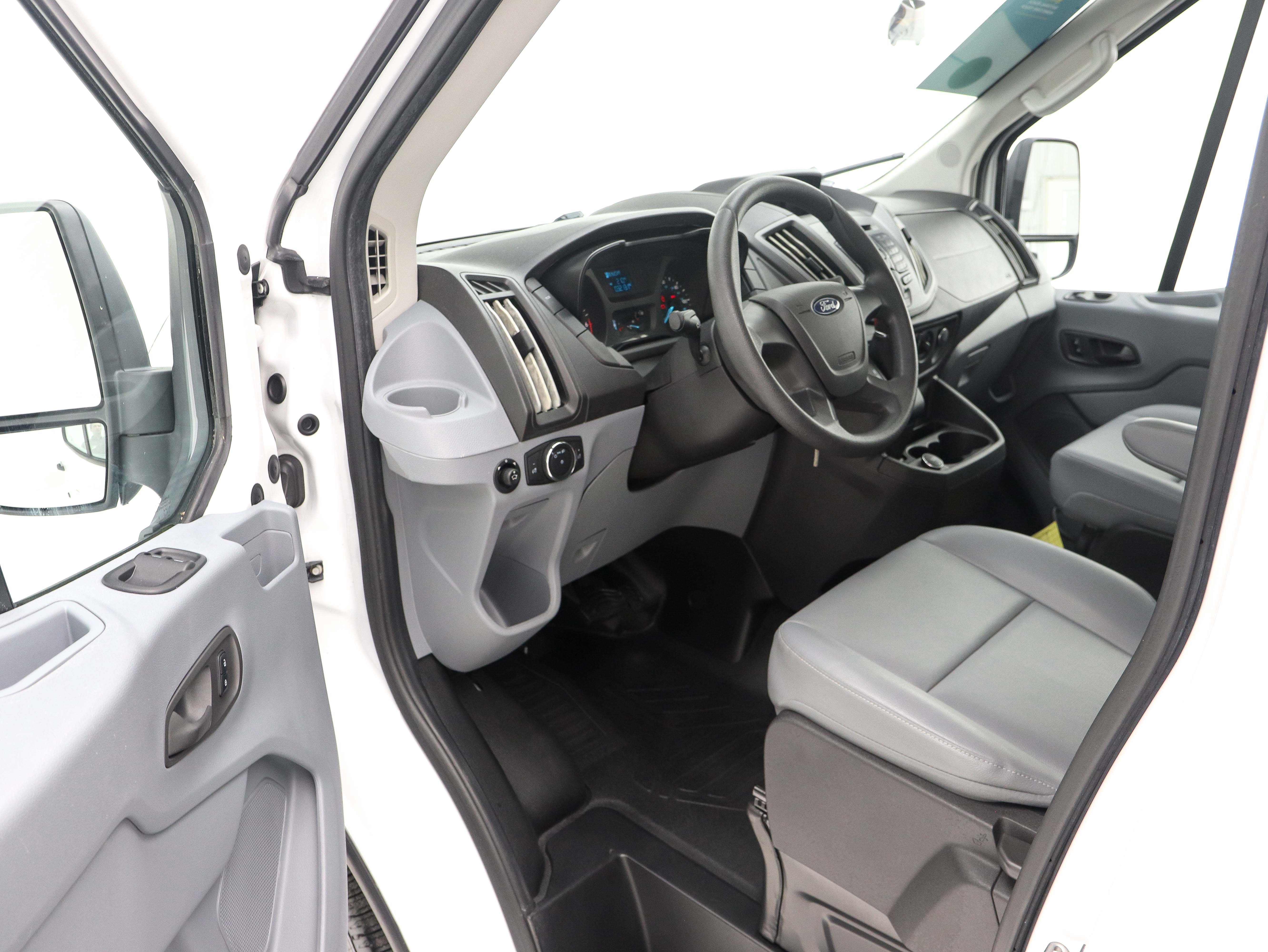 Used 2017 Ford Transit 350 XL image 23