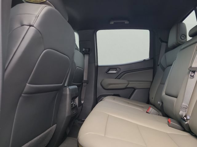 New 2026 Chevrolet Colorado ZR2 w/ Technology Package AWD/4WD image 8