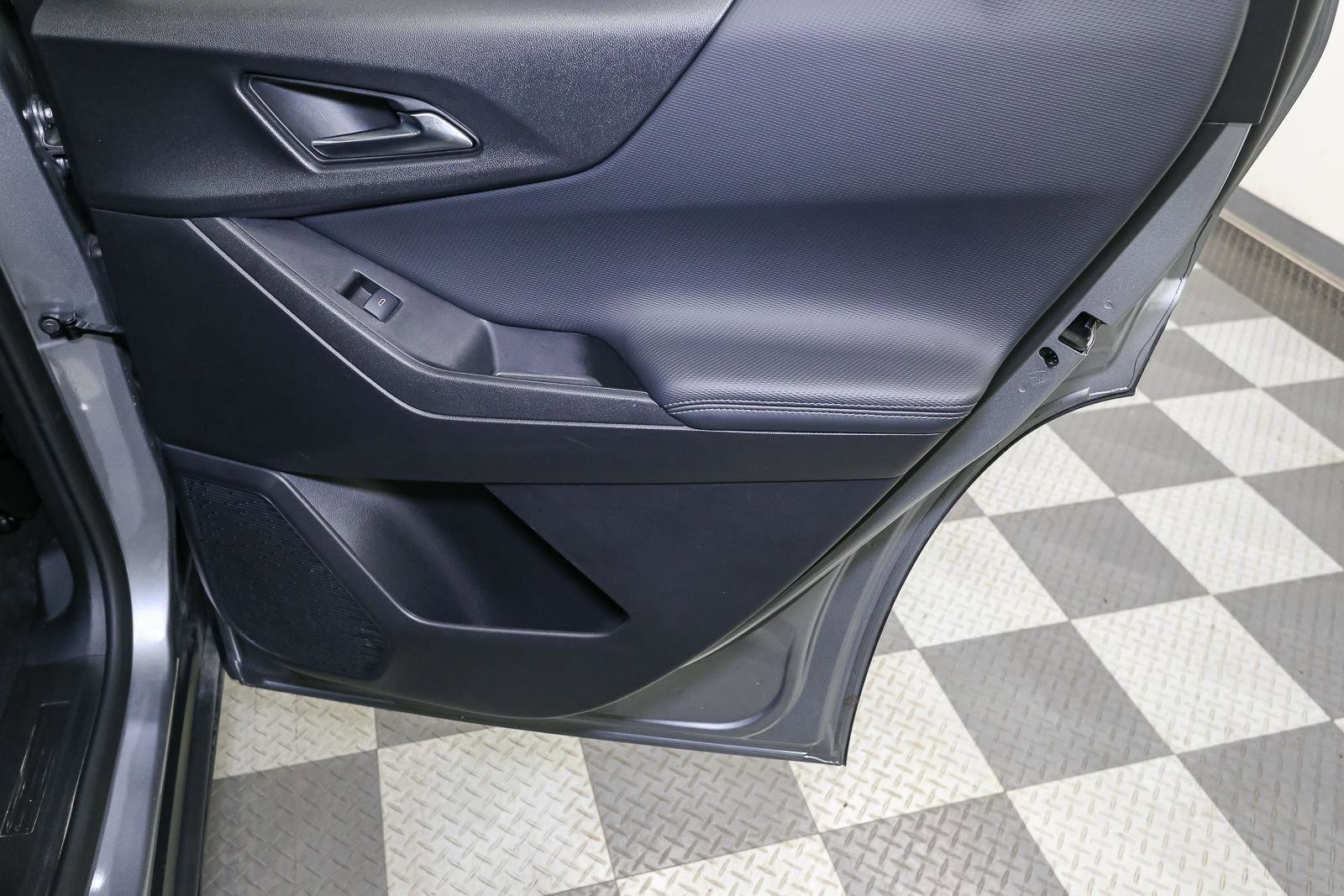 Used 2026 Chevrolet Equinox LT AWD/4WD image 21