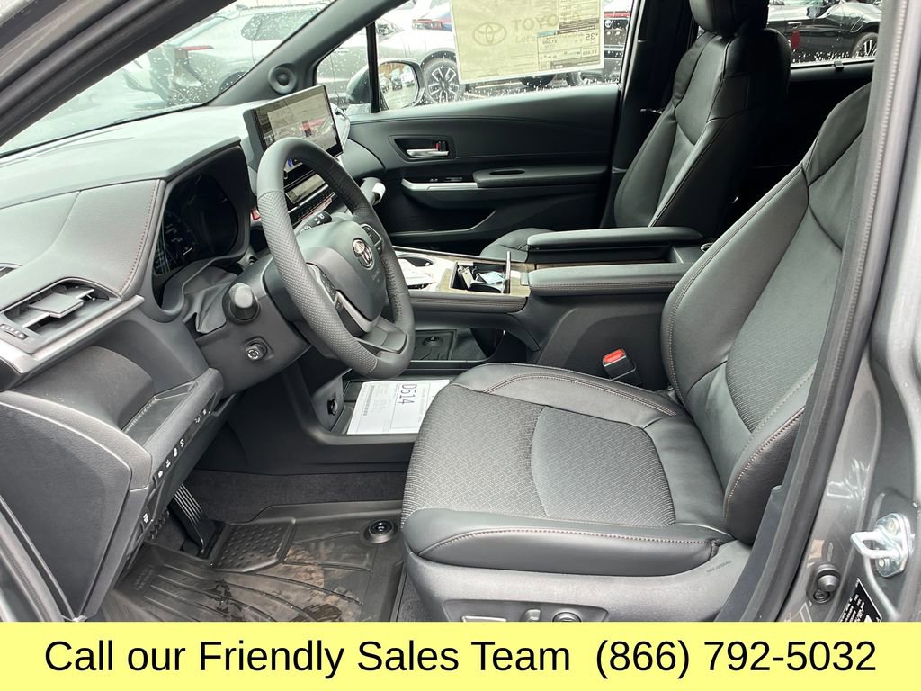 New 2026 Toyota Sienna Platinum image 9