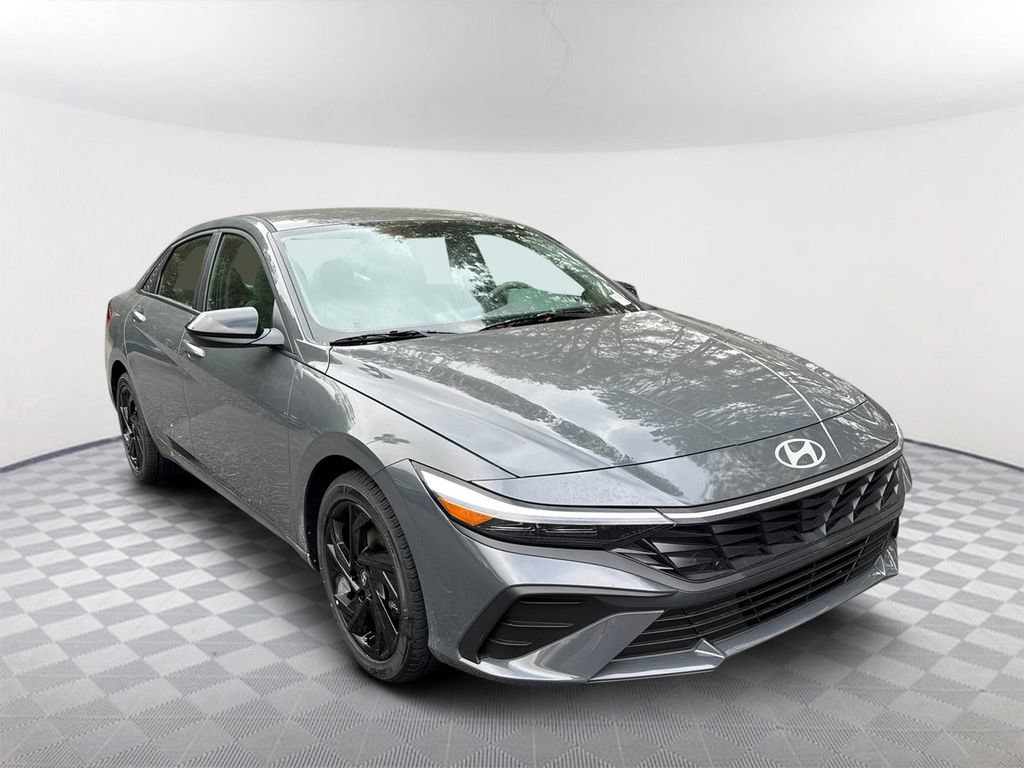 New 2026 Hyundai Elantra Sport FWD image 3