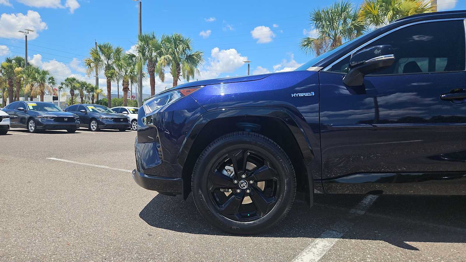 Used 2021 Toyota RAV4 XSE w/ Protection Package (TMS) AWD/4WD image 19