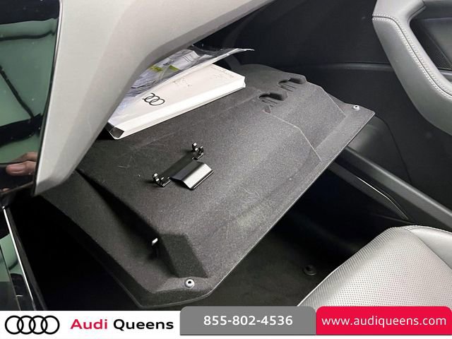 Certified 2023 Audi e-tron Premium Plus w/ Premium Plus Package image 35