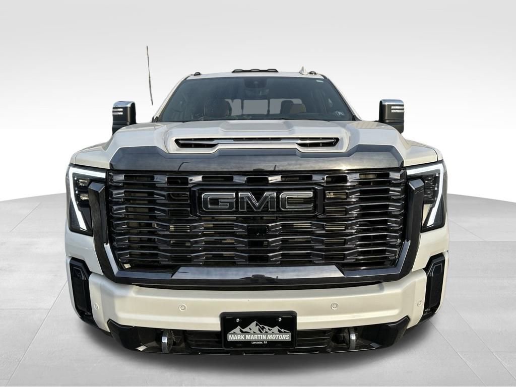 Used 2024 GMC Sierra 3500 Denali Ultimate image 25