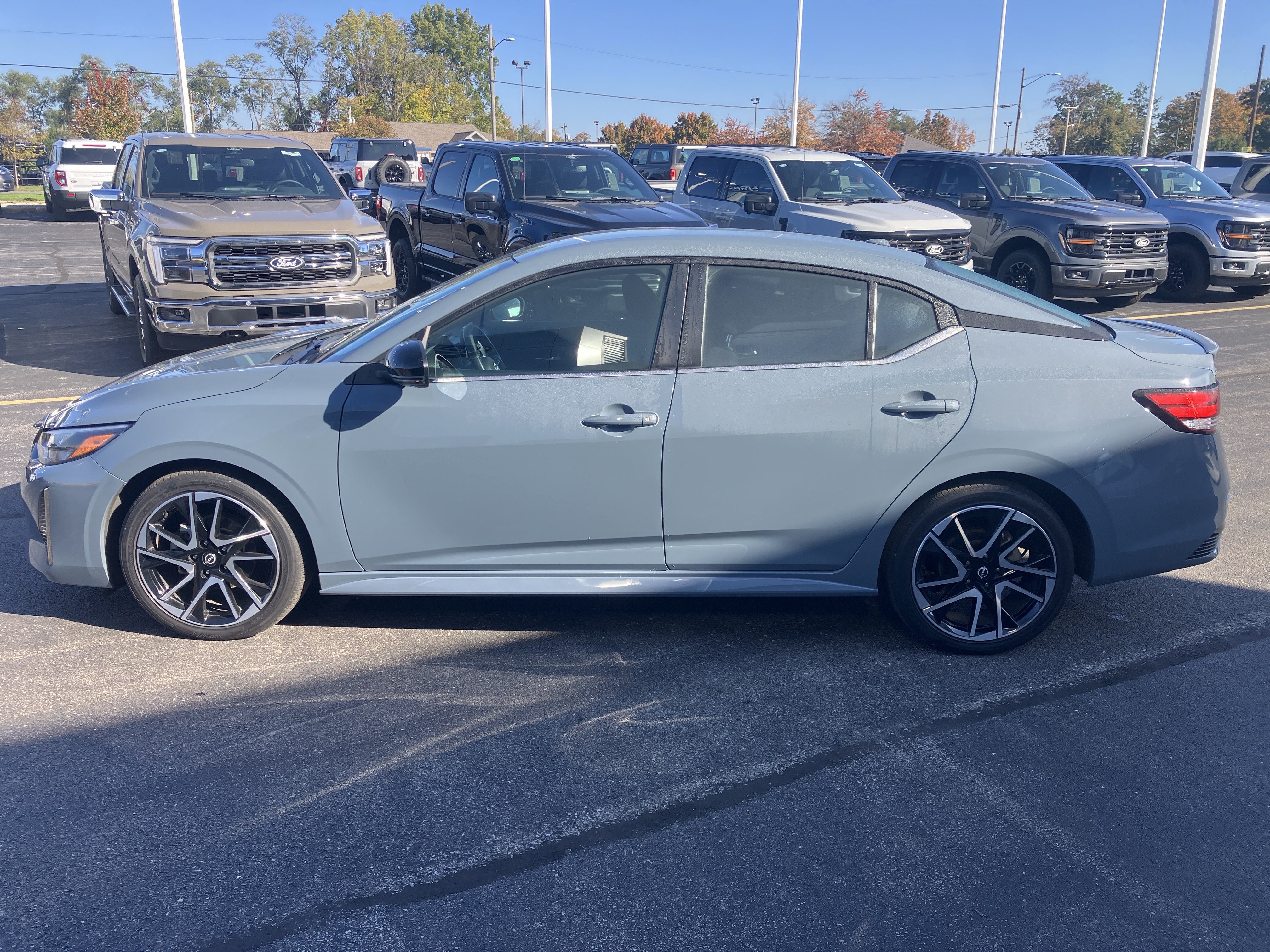 Used 2024 Nissan Sentra SR FWD image 4