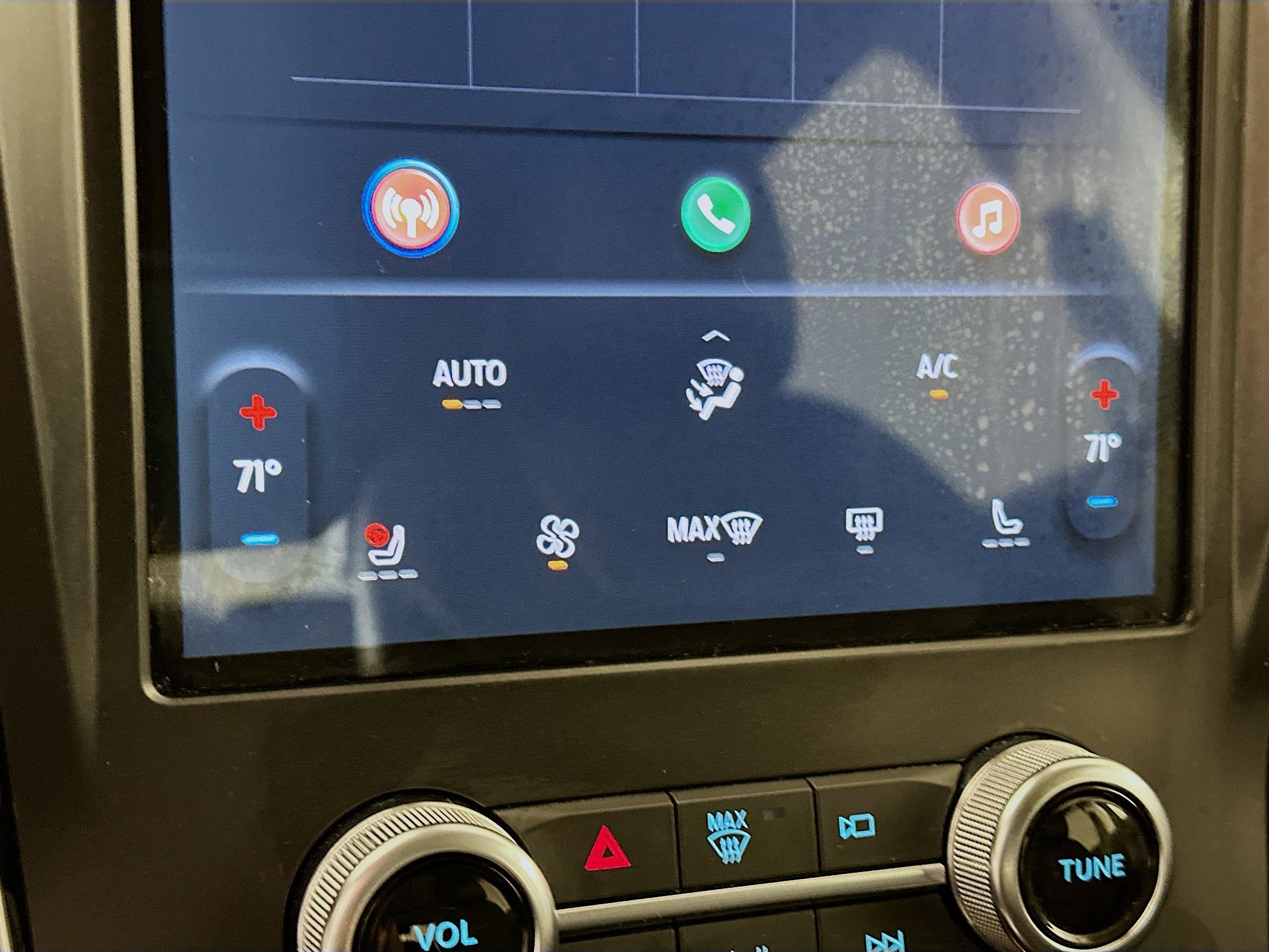 Used 2024 Ford Edge Titanium image 22