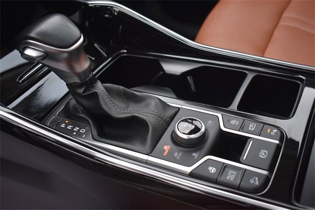 Certified 2022 Kia Sorento SX Prestige w/ Rust Color Package image 30