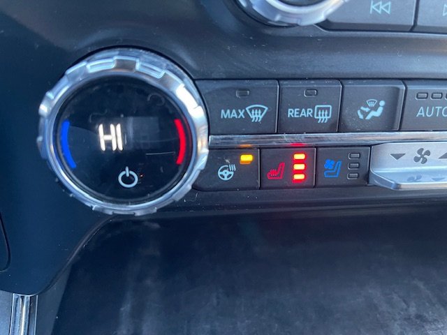 Used 2021 Ford F150 Lariat w/ Equipment Group 502A High image 30