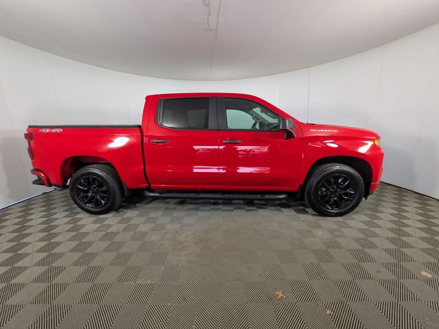 Used 2020 Chevrolet Silverado 1500 Custom w/ Custom Value Package AWD/4WD image 28