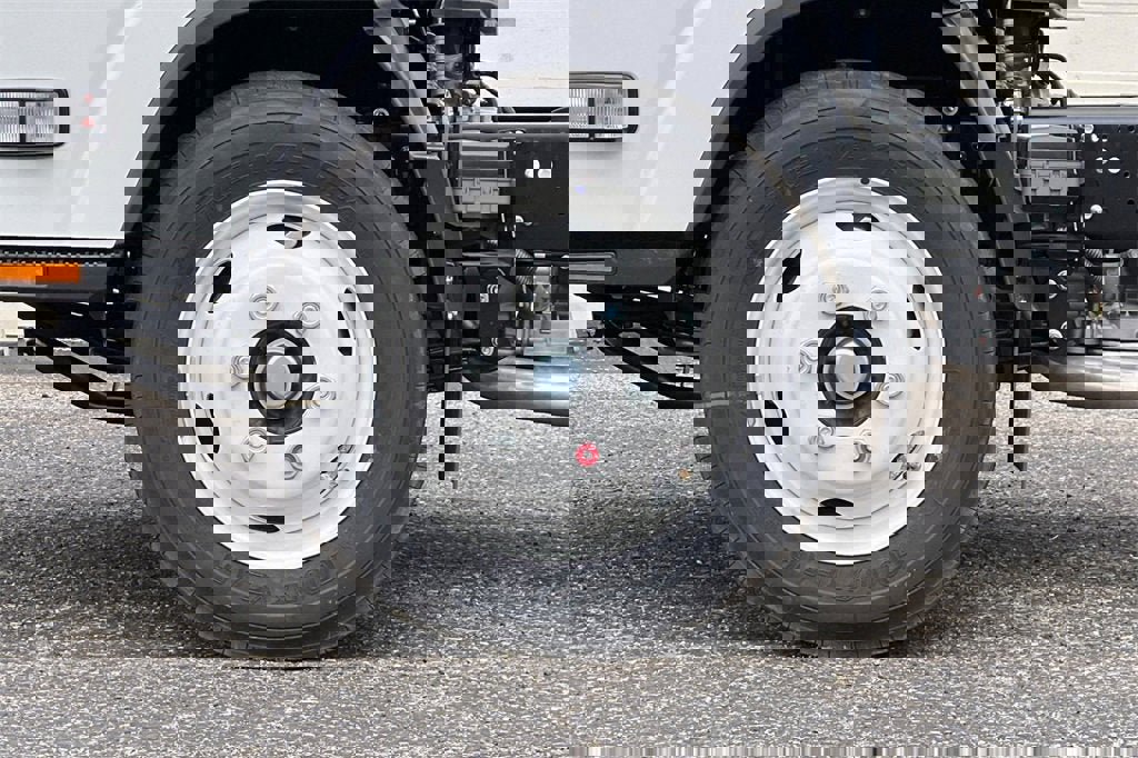 New 2025 Chevrolet Low Cab Forward 5500XG image 22