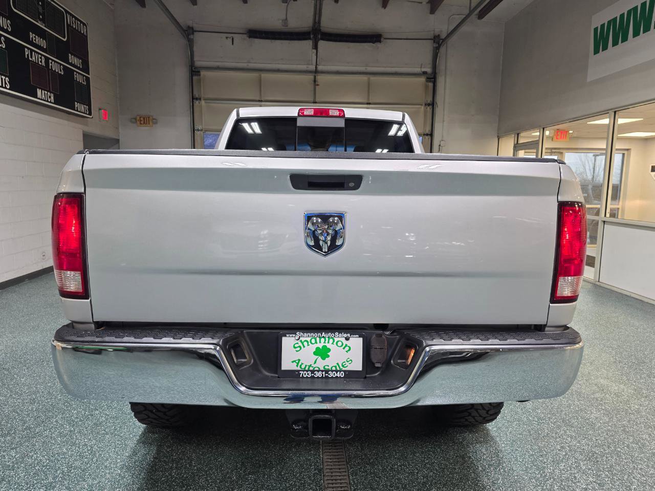 Used 2017 RAM 2500 SLT image 8