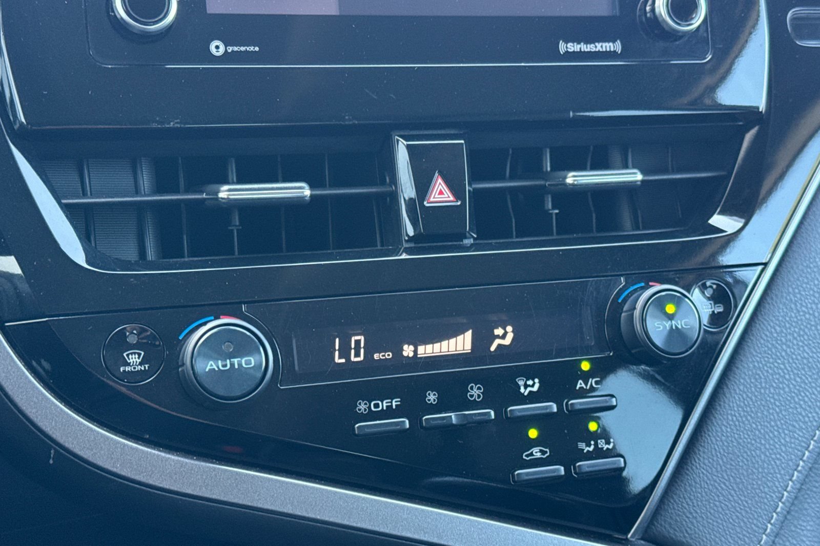 Certified 2022 Toyota Camry SE FWD image 26