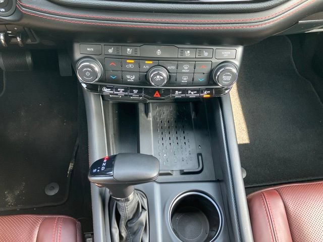 Used 2025 Dodge Durango GT AWD/4WD image 15